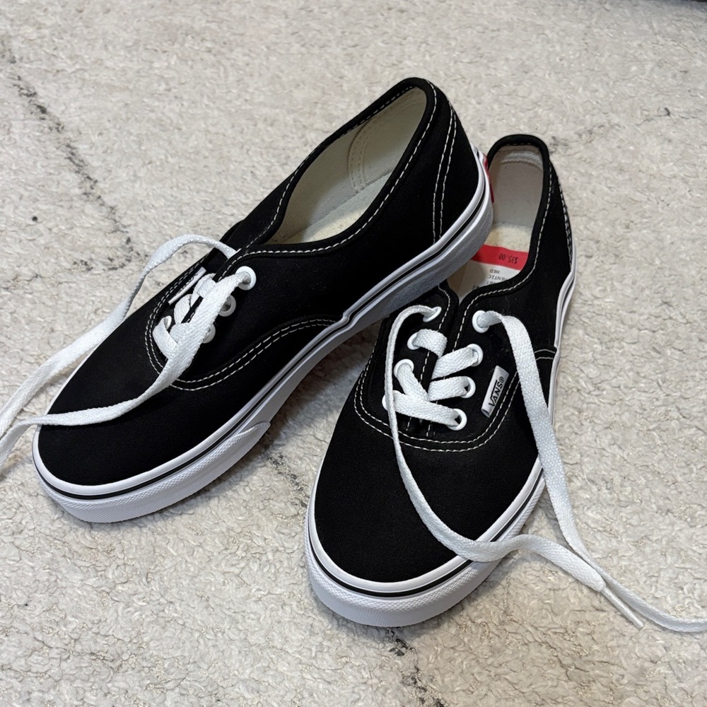 NWT Vans Black and White Canvas Sneakers